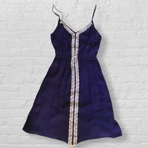 Two by Vince Camuto embroidered dress